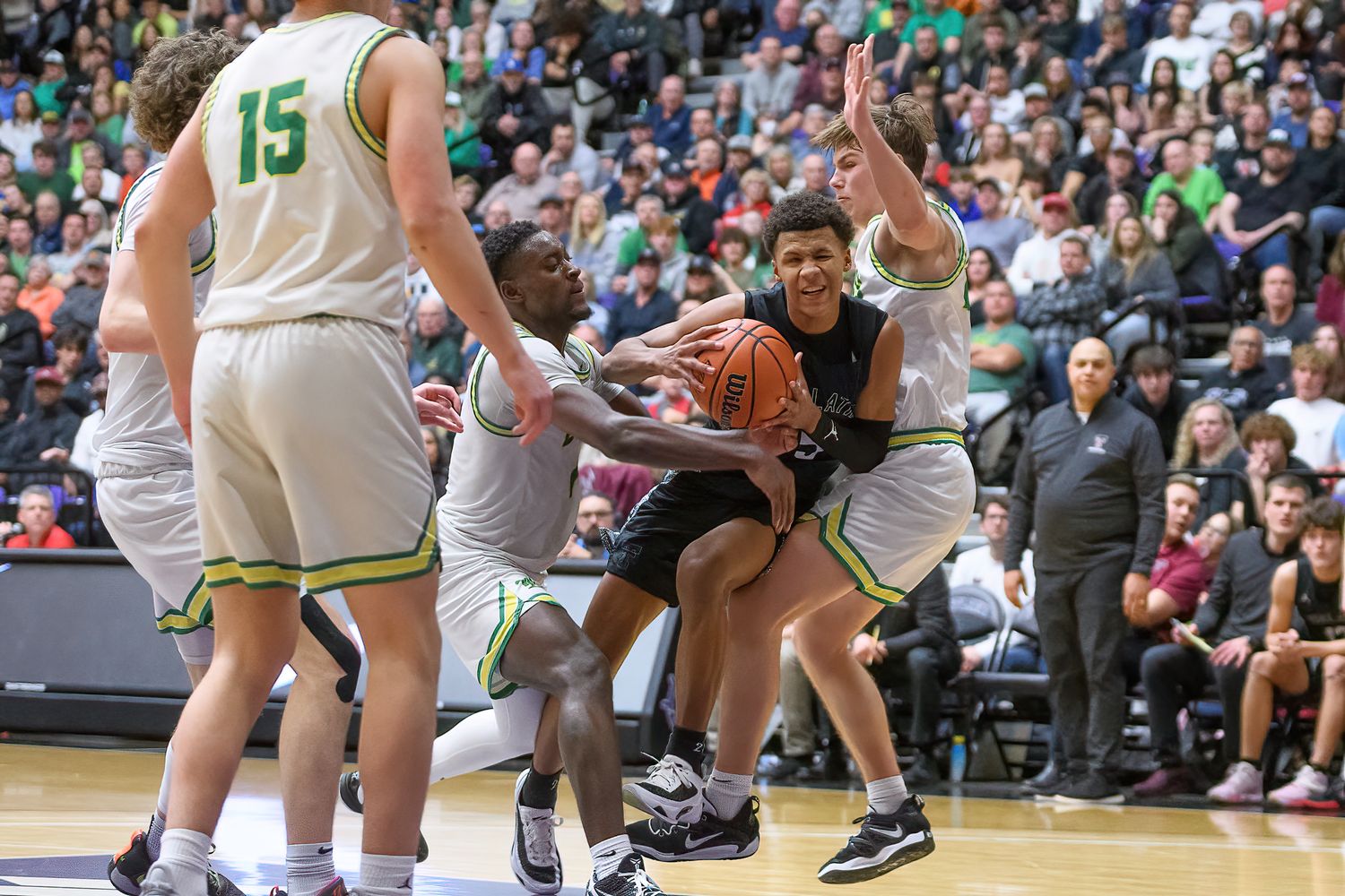 2023-3-11-Tualatin-WestLinn-Championship-GAME-0401-NR-clear